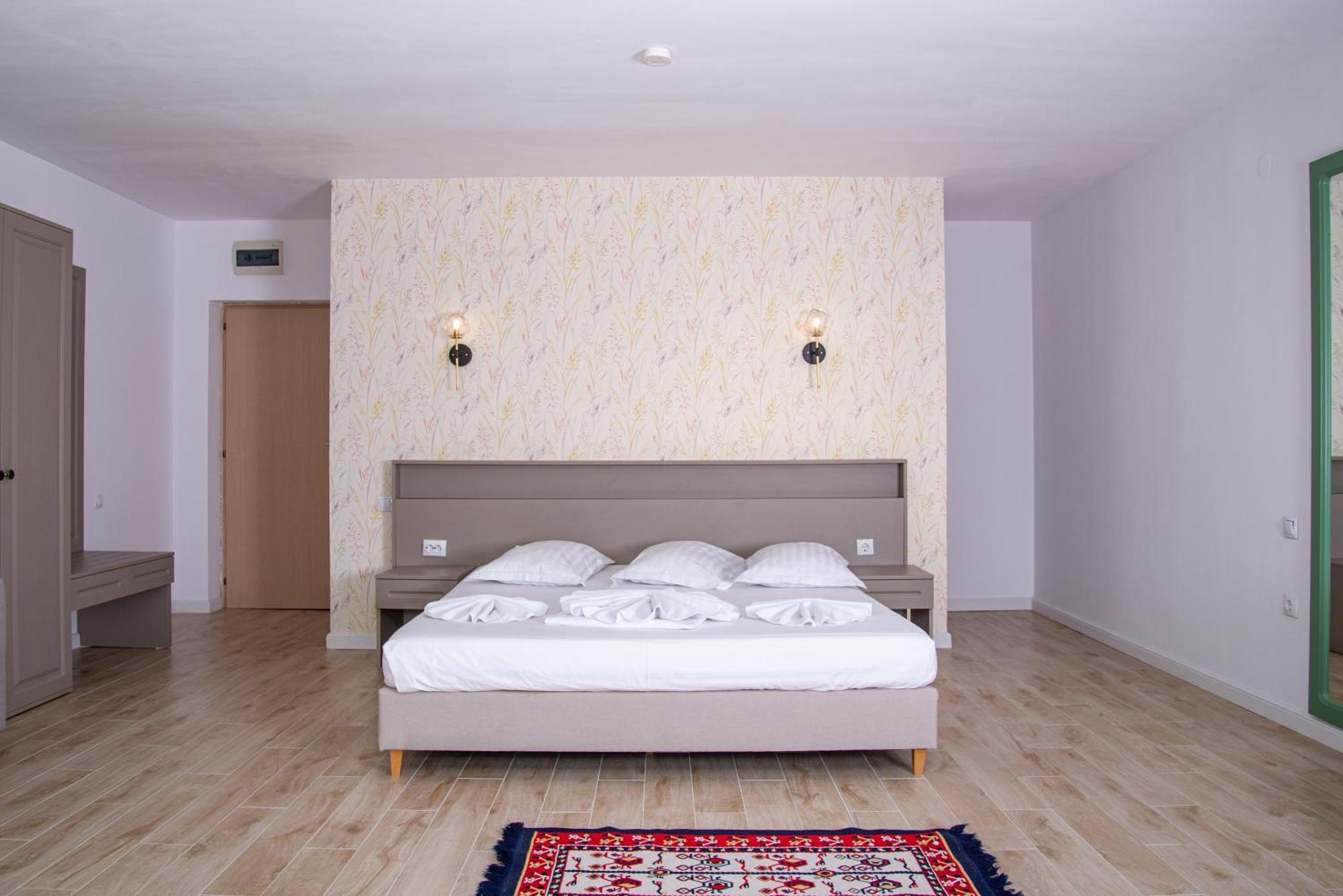 Paradis Hotel Mila Douăzeci şi Trei Dış mekan fotoğraf